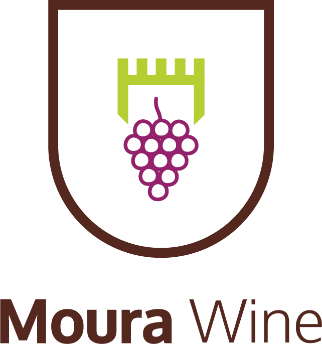 Moura Wine